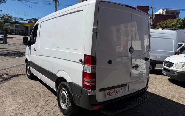imagem-https://www.socarrao.com.br/sc-vehicle-images-prod/1330486/1786385012772-8075407_2_B_b88dbf523b.jpeg