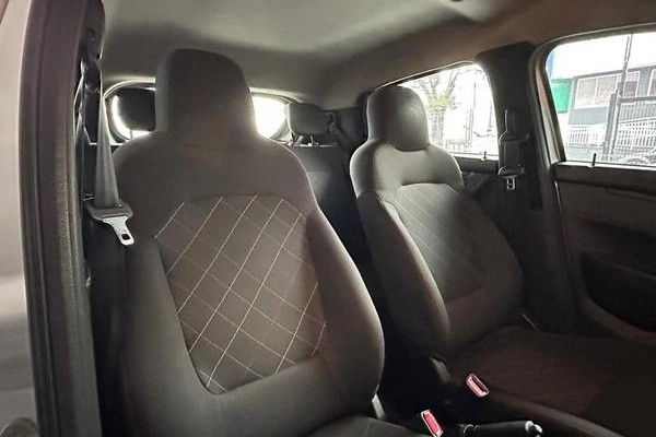 imagem-https://www.socarrao.com.br/sc-vehicle-images-prod/1331052/1788190499985-8075442_14_B_5dbba6782f.jpeg