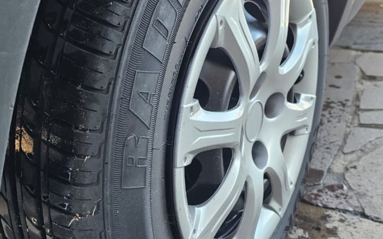 imagem-https://www.socarrao.com.br/sc-vehicle-images-prod/1333533/1778517311882-ODQ3MzFmZWItOTJjNi00MTVhLWIwOTItZDQ3YTY3MDEyNGRhLmpwZw.jpg