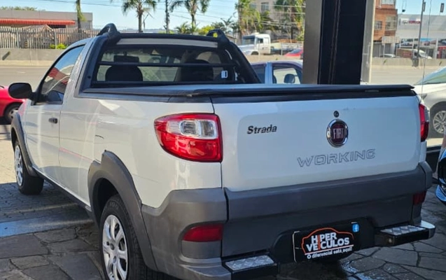 imagem-https://www.socarrao.com.br/sc-vehicle-images-prod/1333533/1778517312131-YmI0MmRlM2ItMzcyYS00NDc2LTkwODctZDRmNmJhMzljNzZjLmpwZw.jpg