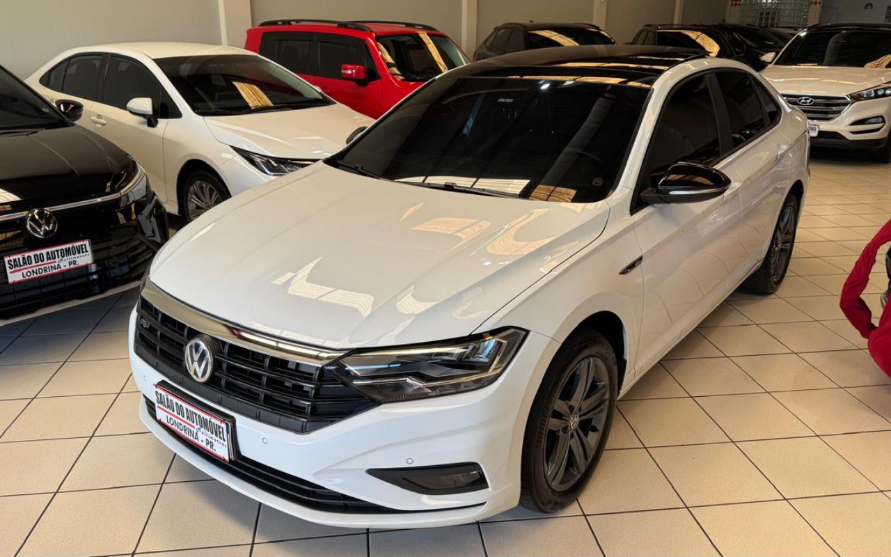 Volkswagen Jetta R-Line 250 TSI 1.4 Flex 16V Aut. na cor Branco em Londrina / PR - 1333652