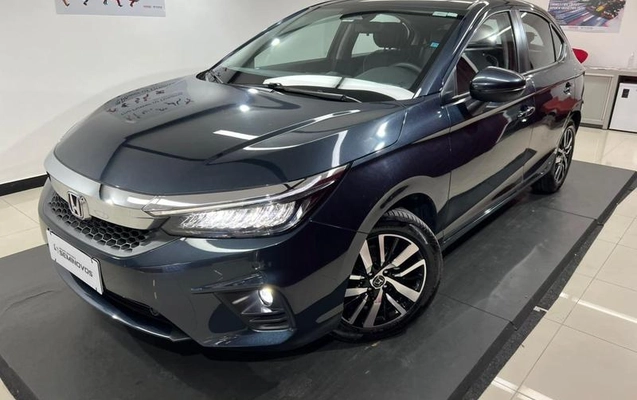 imagem-https://www.socarrao.com.br/sc-vehicle-images-prod/1333823/1781729116049-8075830_6_B_f9c60a4a13.jpeg