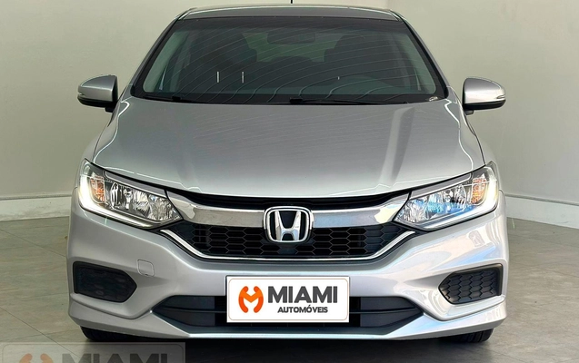 imagem-https://www.socarrao.com.br/sc-vehicle-images-prod/1334928/1778519777948-f71543dd666d4f9bb2d83a829e115b18_1778519495386.jpeg