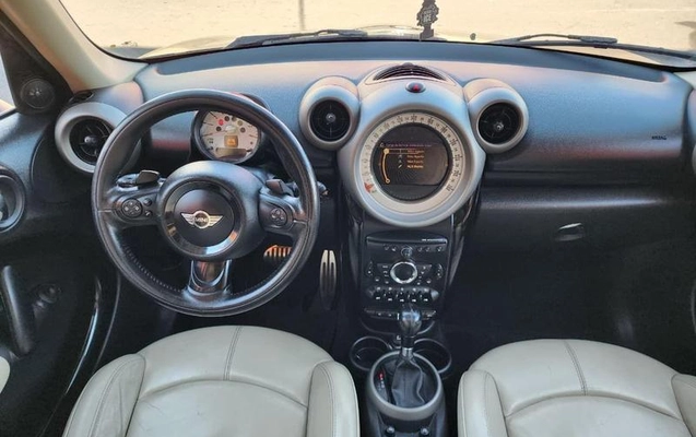 imagem-https://www.socarrao.com.br/sc-vehicle-images-prod/1336744/1788633397111-8076346_8_B_a8ee8d2aa0.jpeg