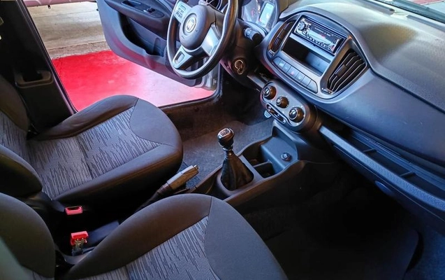imagem-https://www.socarrao.com.br/sc-vehicle-images-prod/1337138/1779817549954-8055716_14_B_f0c07ffc13.jpeg