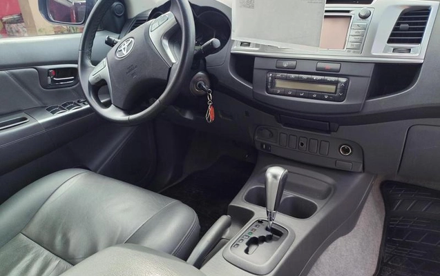 imagem-https://www.socarrao.com.br/sc-vehicle-images-prod/1337771/1787410857134-8076114_0_B_87f57971f9.jpeg