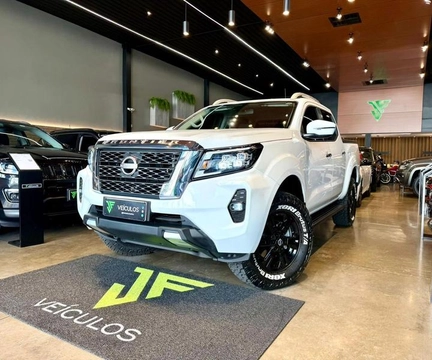 Nissan Frontier 2024 Branco — foto 1 de 3