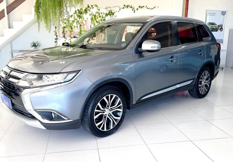 Mitsubishi OUTLANDER 3.0/ GT 3.0 V6 Aut. 2017 Cinza — foto 1 de 3