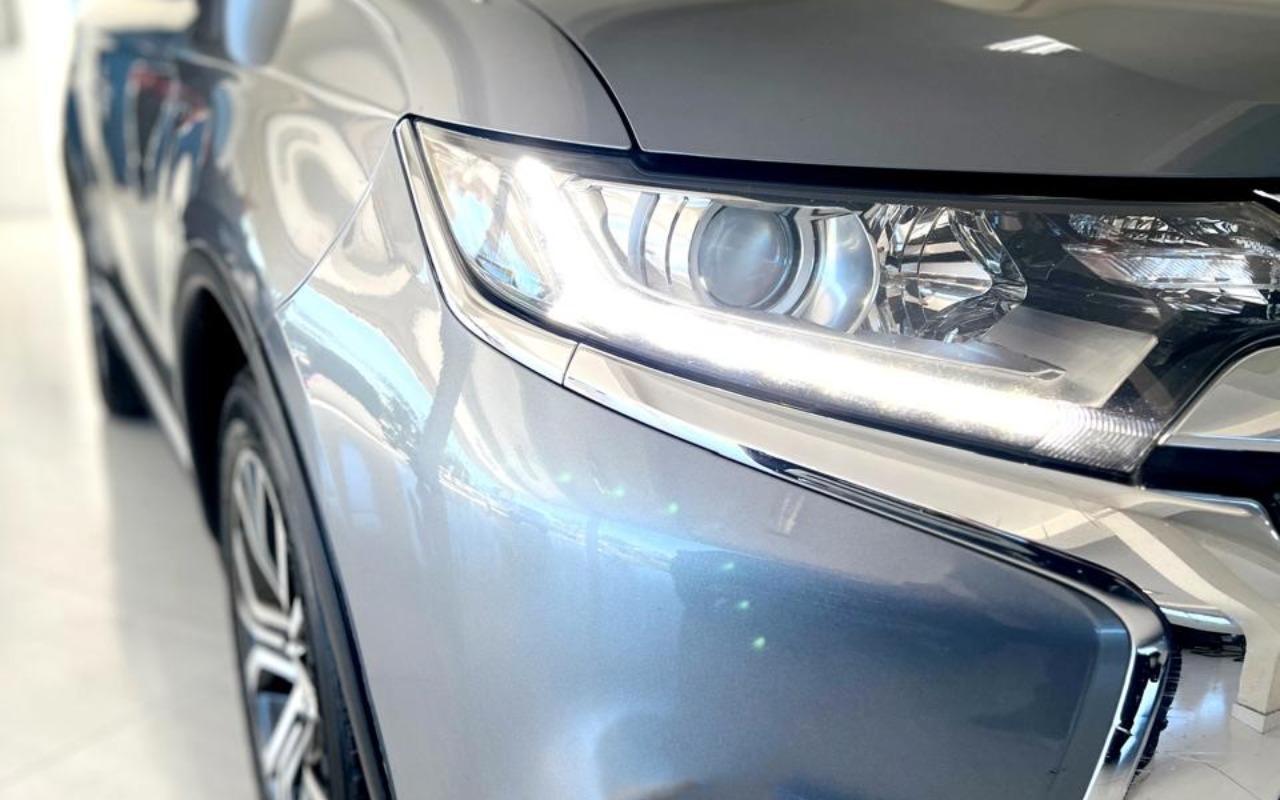 imagem-https://www.socarrao.com.br/sc-vehicle-images-prod/1339447/1778527195799-NS5qcGVn.jpeg