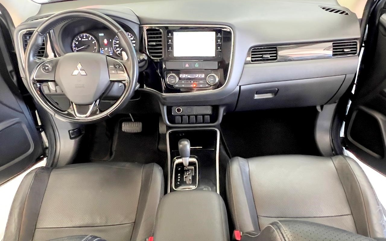 imagem-https://www.socarrao.com.br/sc-vehicle-images-prod/1339447/1778527195948-MTcuanBlZw.jpeg