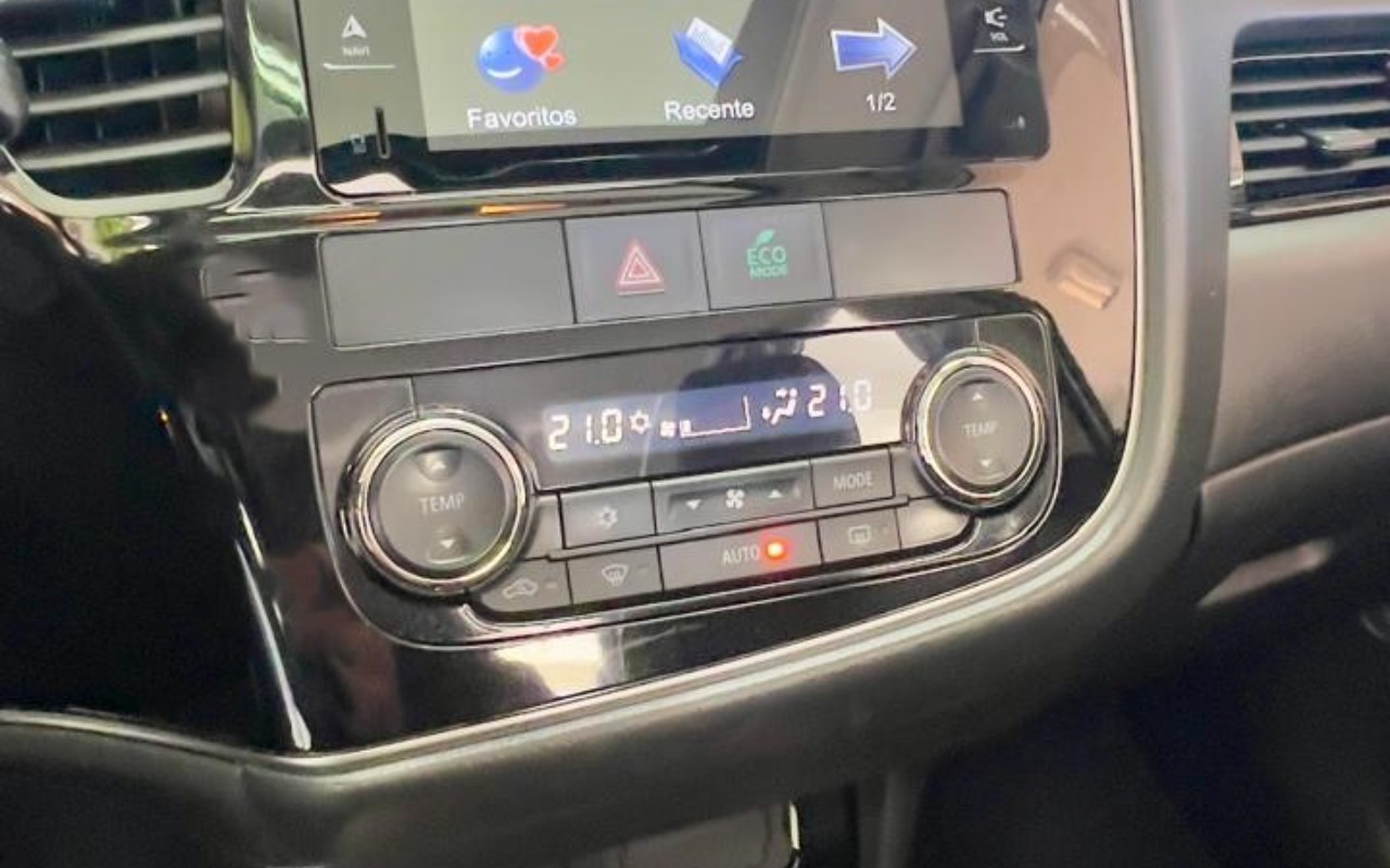 imagem-https://www.socarrao.com.br/sc-vehicle-images-prod/1339447/1778527196393-MTIuanBlZw.jpeg