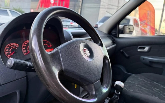 imagem-https://www.socarrao.com.br/sc-vehicle-images-prod/1339453/1786742109990-8026336_11_B_8e97f59a97.jpeg