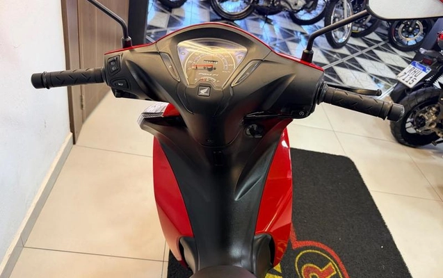 imagem-https://www.socarrao.com.br/sc-vehicle-images-prod/1339888/1789505230051-8077132_5_B_9ff68bbb87.jpeg