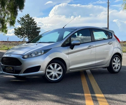 Ford EcoSport 2015 Prata — foto 1 de 3