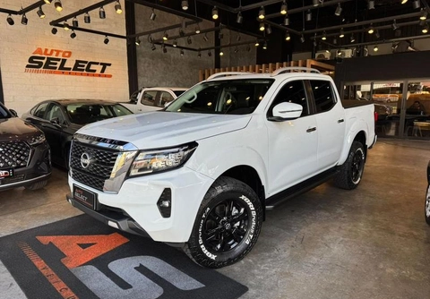 Nissan Frontier 2024 Branco — foto 1 de 3