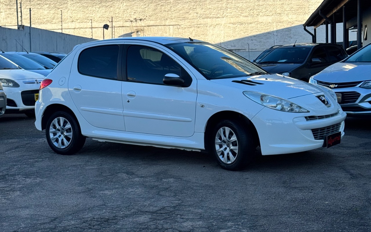 Peugeot 207 XR 1.4 Flex 8V 5p na cor Branco no Porto Alegre / RS - 1340863