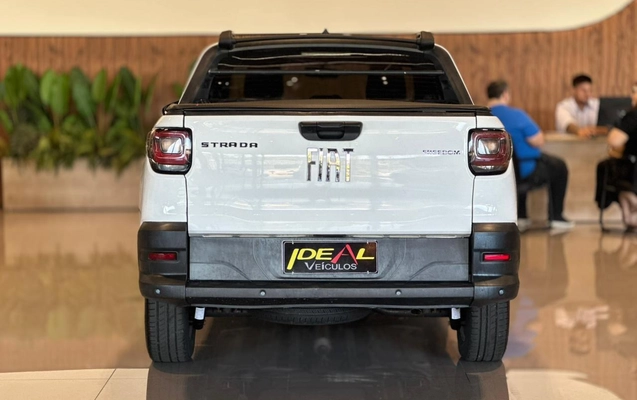imagem-https://www.socarrao.com.br/sc-vehicle-images-prod/1341373/1785948595052-6c16fb894bf0486e870b64e12282a624_1778530225174.jpeg