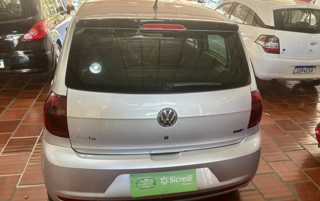 imagem-https://www.socarrao.com.br/sc-vehicle-images-prod/1341775/1778613533603-lVEAXCq6VMJJnvHIUfU2YcR3KP3MJeOv.jpg