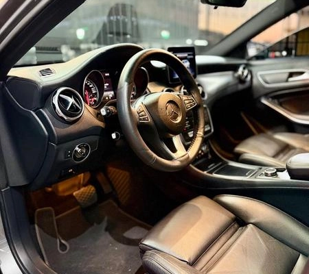 imagem-https://www.socarrao.com.br/sc-vehicle-images-prod/1342191/1788281507548-8070107_14_B_b4ebd5f354.jpeg