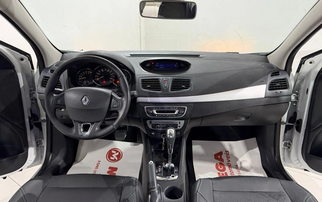 imagem-https://www.socarrao.com.br/sc-vehicle-images-prod/1342311/1788204753130-690c5b4cefcf44f095503f96d4eaf590_1778531829134.jpg