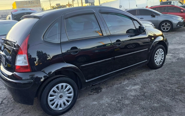 imagem-https://www.socarrao.com.br/sc-vehicle-images-prod/1342650/1778532202941-app-photos-JFQRYiu9JtsXF8MuQC7IFJVr40utFXoF.jpg