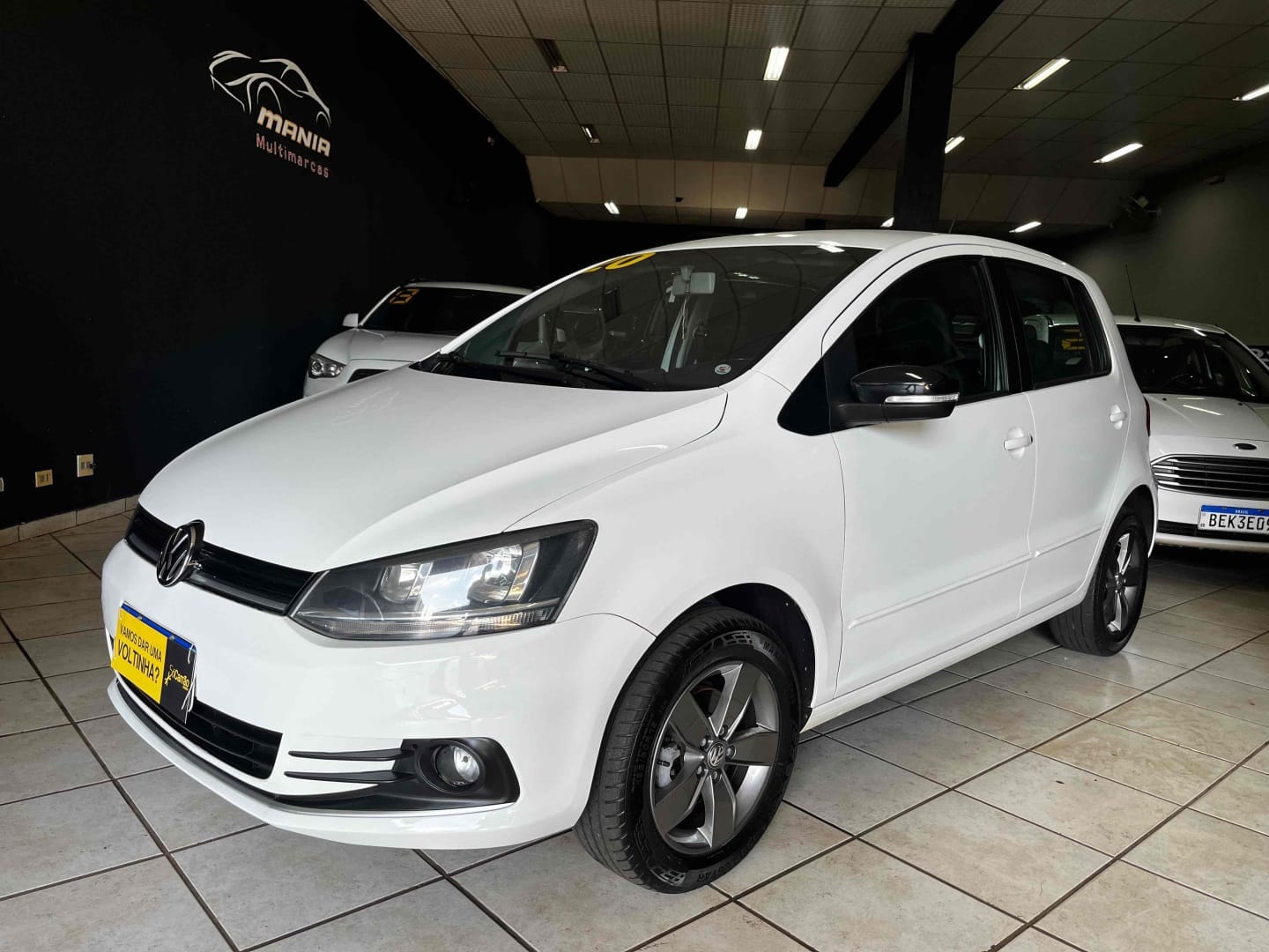 Volkswagen Fox Connect 1.6 Flex 8V 5p na cor Branco em Londrina / PR - 13547