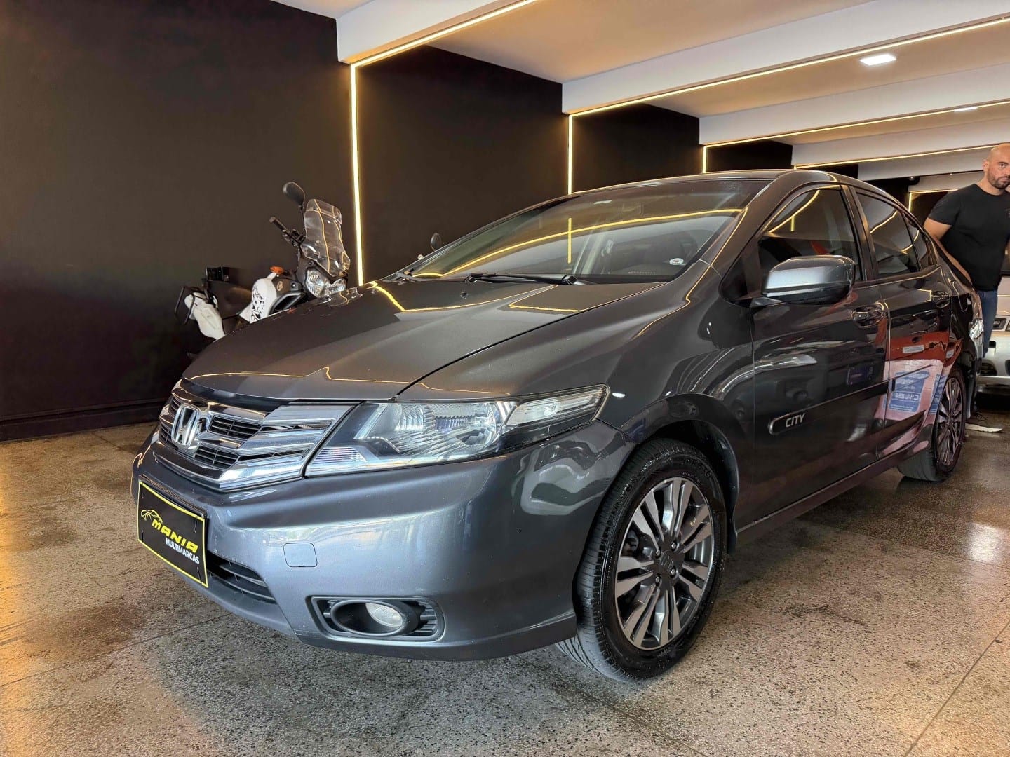 Honda City Sedan LX 1.5 Flex 16V 4p Aut. na cor Cinza em Londrina / PR - 13560