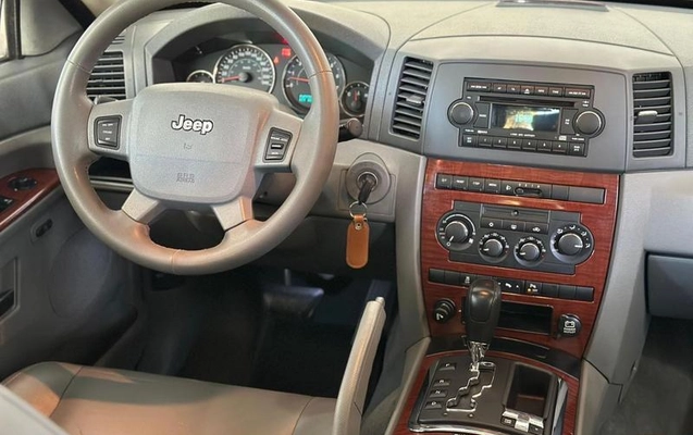imagem-https://www.socarrao.com.br/sc-vehicle-images-prod/13598/1779804458944-7048182_0_B_51eb96800a.jpeg