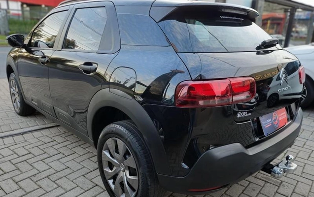 imagem-https://www.socarrao.com.br/sc-vehicle-images-prod/1361591/1788622120032-8058673_16_B_bb1970fbf5.jpeg