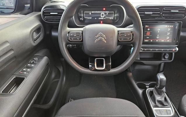 imagem-https://www.socarrao.com.br/sc-vehicle-images-prod/1361591/1788622120041-8058673_7_B_04869dc209.jpeg