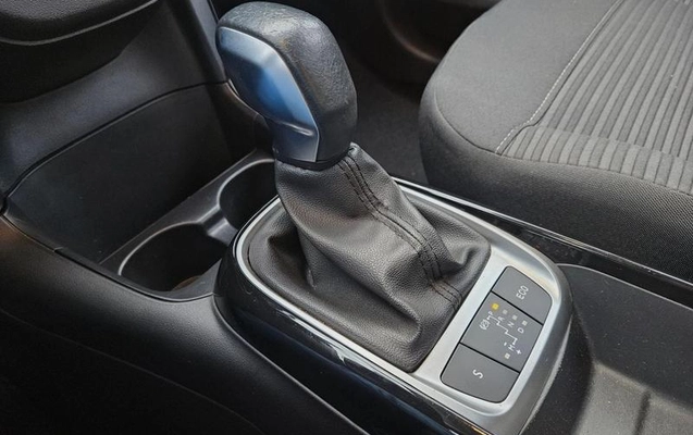 imagem-https://www.socarrao.com.br/sc-vehicle-images-prod/1361591/1788622120047-8058673_2_B_a2c63b2042.jpeg