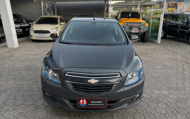 imagem-https://www.socarrao.com.br/sc-vehicle-images-prod/1361899/1778588795213-07580d43-7cce-4f0e-a7dc-040df33cd20b.jpg