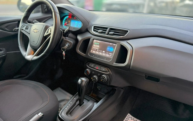 imagem-https://www.socarrao.com.br/sc-vehicle-images-prod/1361899/1778588795218-a2db24bb-2bf9-4c6a-98a9-95598b7561be.jpg