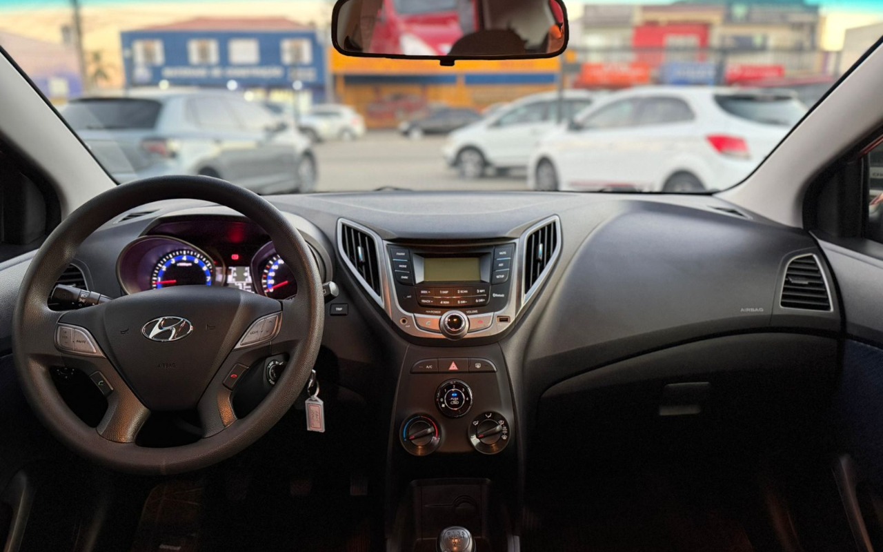 imagem-https://www.socarrao.com.br/sc-vehicle-images-prod/1361979/1778589745301-V2hhdHNBcHAgSW1hZ2UgMjAyNi0wNS0xMSBhdCAxOC4yMi4xMiAoMykuanBlZw.jpeg