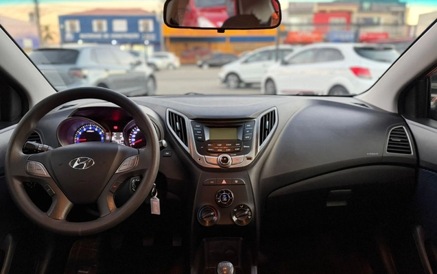imagem-https://www.socarrao.com.br/sc-vehicle-images-prod/1361979/1778589745301-V2hhdHNBcHAgSW1hZ2UgMjAyNi0wNS0xMSBhdCAxOC4yMi4xMiAoMykuanBlZw.jpeg