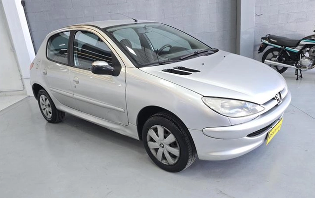 imagem-https://www.socarrao.com.br/sc-vehicle-images-prod/1362039/1788368347615-8078459_3_B_bc6e681cd5.jpeg
