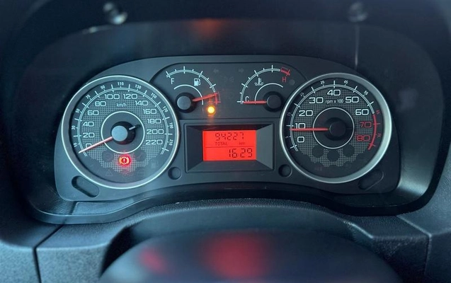 imagem-https://www.socarrao.com.br/sc-vehicle-images-prod/1363255/1778592842932-8065464_5_B_acbae7f254.jpeg