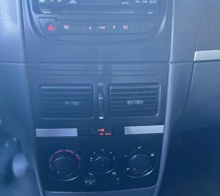 imagem-https://www.socarrao.com.br/sc-vehicle-images-prod/1363255/1778592842937-8065464_5_B_680b696975.jpeg