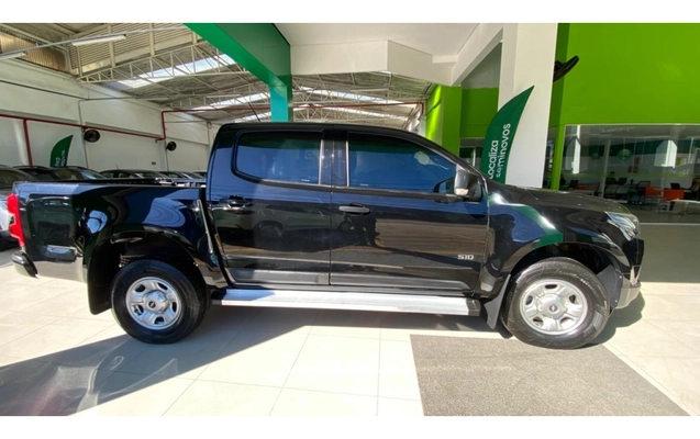 imagem-https://www.socarrao.com.br/sc-vehicle-images-prod/1363617/1778593270627-8_061331.jpg