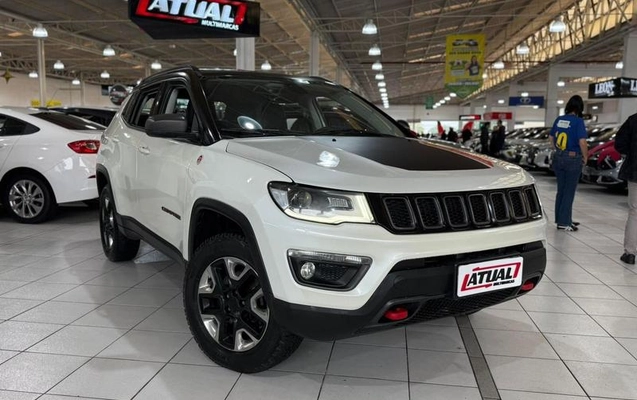 imagem-https://www.socarrao.com.br/sc-vehicle-images-prod/1363633/1788198397219-8076691_11_B_4d88c0061f.jpeg