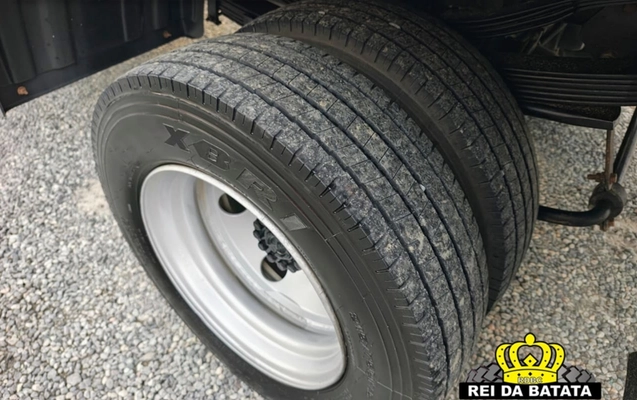 imagem-https://www.socarrao.com.br/sc-vehicle-images-prod/1364601/1778594775847-MTguanBn.jpg