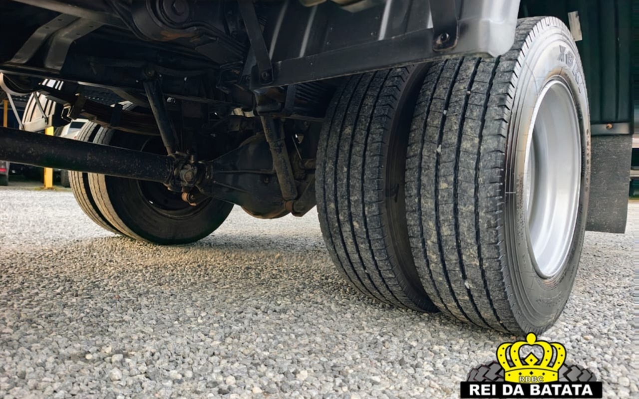 imagem-https://www.socarrao.com.br/sc-vehicle-images-prod/1364601/1778594775905-MTkuanBn.jpg