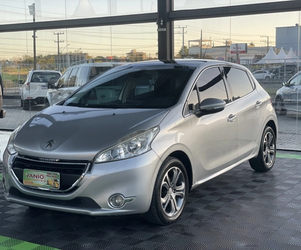 Peugeot 208 2016 Prata — foto 1 de 3