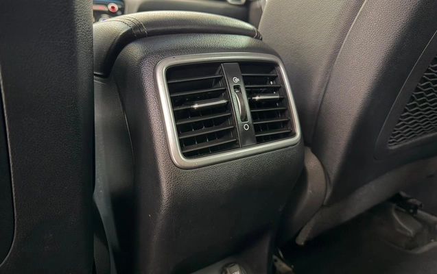 imagem-https://www.socarrao.com.br/sc-vehicle-images-prod/1366387/1778597280027-V2hhdHNBcHAgSW1hZ2UgMjAyNi0wNS0xMiBhdCAxMS4xNi4yNyAoMSkuanBlZw.jpeg