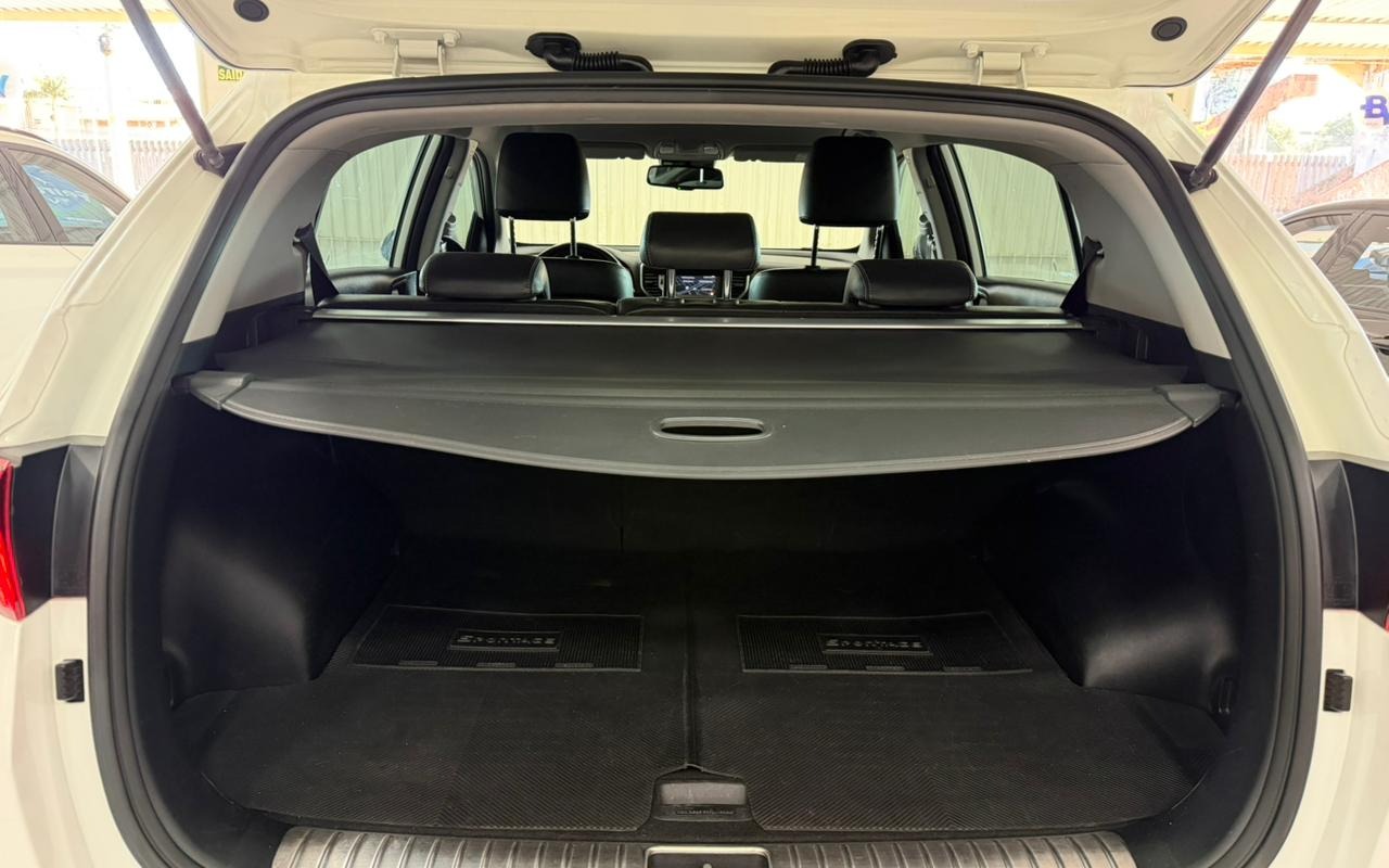 imagem-https://www.socarrao.com.br/sc-vehicle-images-prod/1366387/1778597280388-V2hhdHNBcHAgSW1hZ2UgMjAyNi0wNS0xMiBhdCAxMS4xNi4zNyAoMSkuanBlZw.jpeg