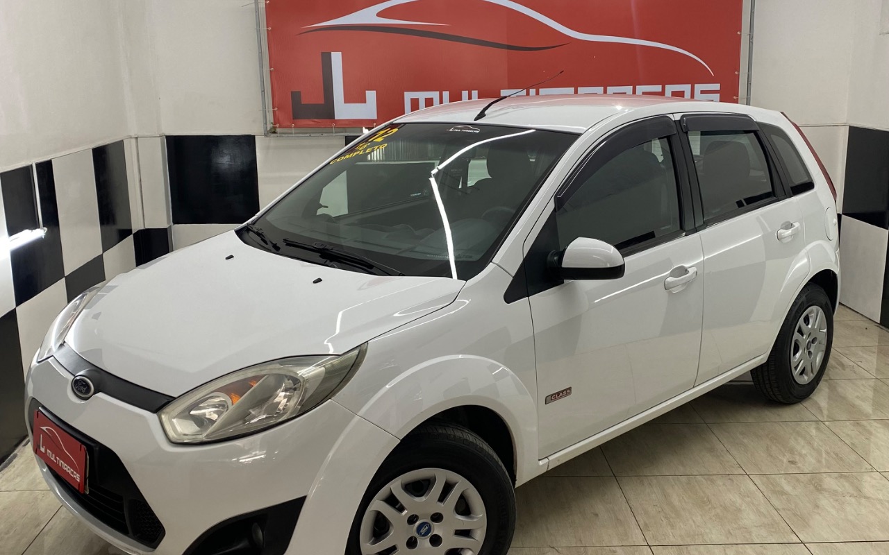 Ford Fiesta 2013 Branco — foto 1 de 3