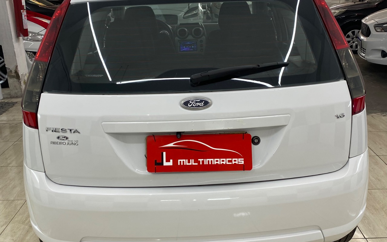 imagem-https://www.socarrao.com.br/sc-vehicle-images-prod/1366878/1778597851464-SU1HXzg1NjQuanBlZw.jpeg