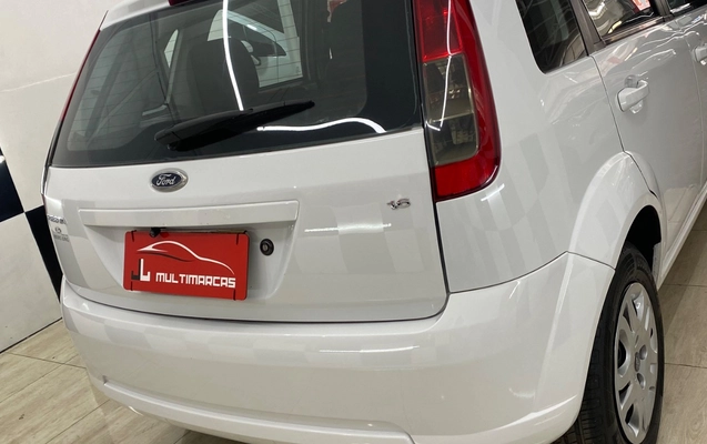 imagem-https://www.socarrao.com.br/sc-vehicle-images-prod/1366878/1778597851555-SU1HXzg1NjUuanBlZw.jpeg
