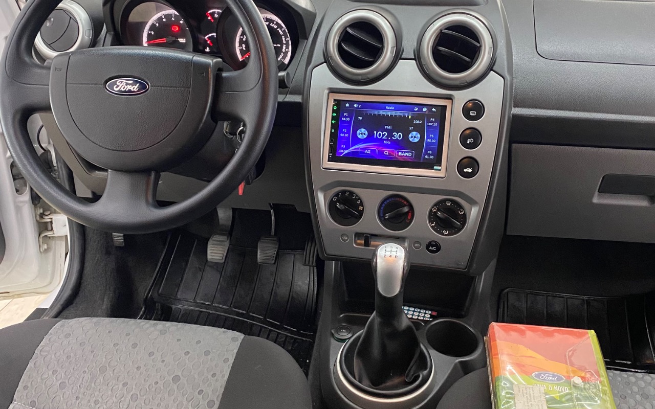 imagem-https://www.socarrao.com.br/sc-vehicle-images-prod/1366878/1778597851630-SU1HXzg1NjIuanBlZw.jpeg