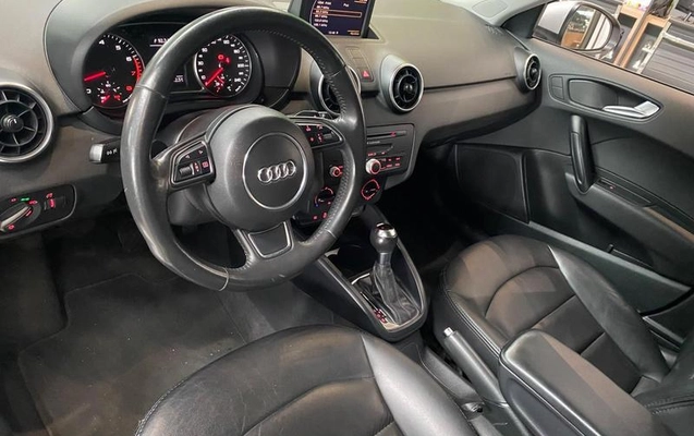 imagem-https://www.socarrao.com.br/sc-vehicle-images-prod/1368794/1787579538409-7495962_22_B_6e356da5de.jpeg